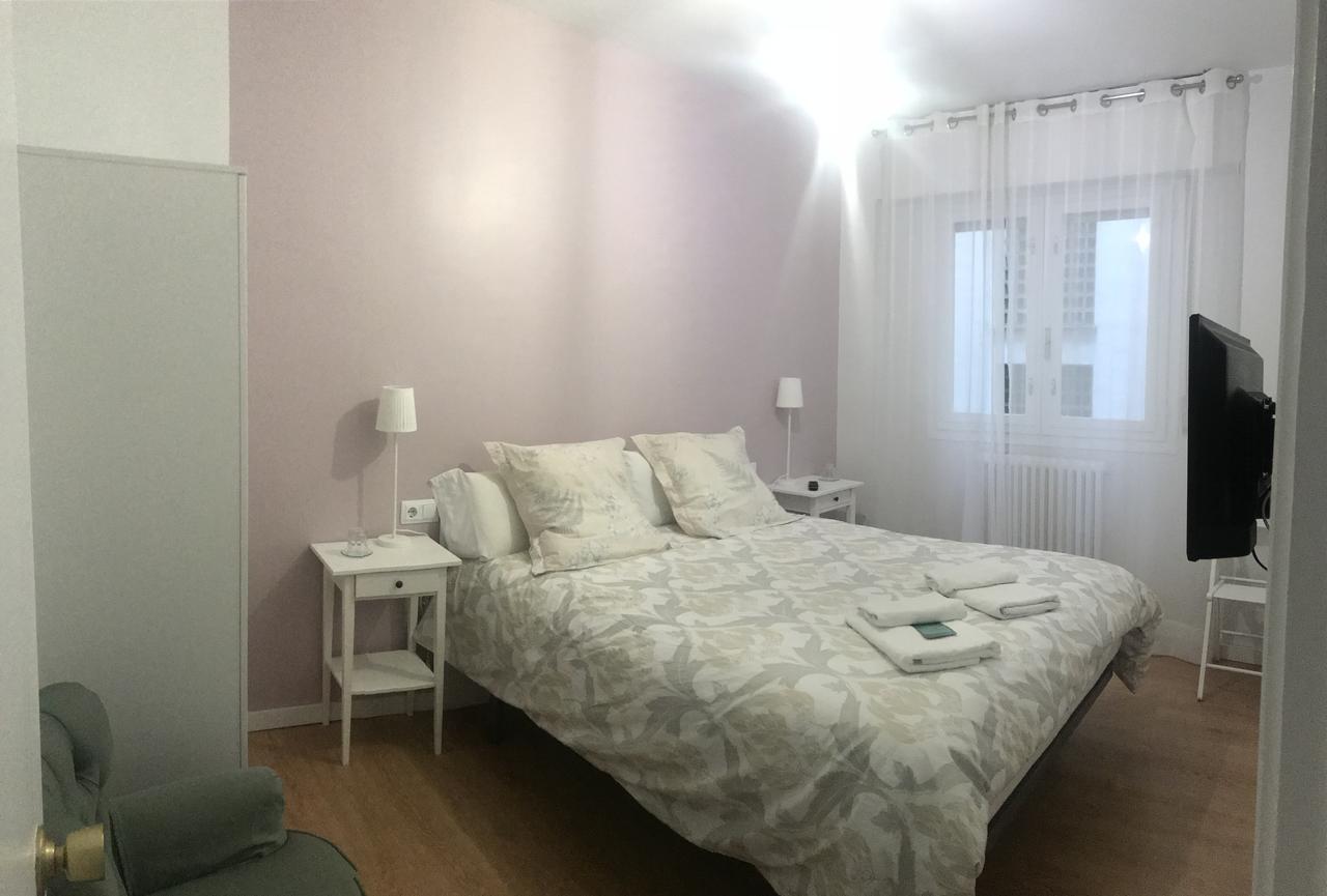 Alojamientos Iruna Pamplona Dış mekan fotoğraf