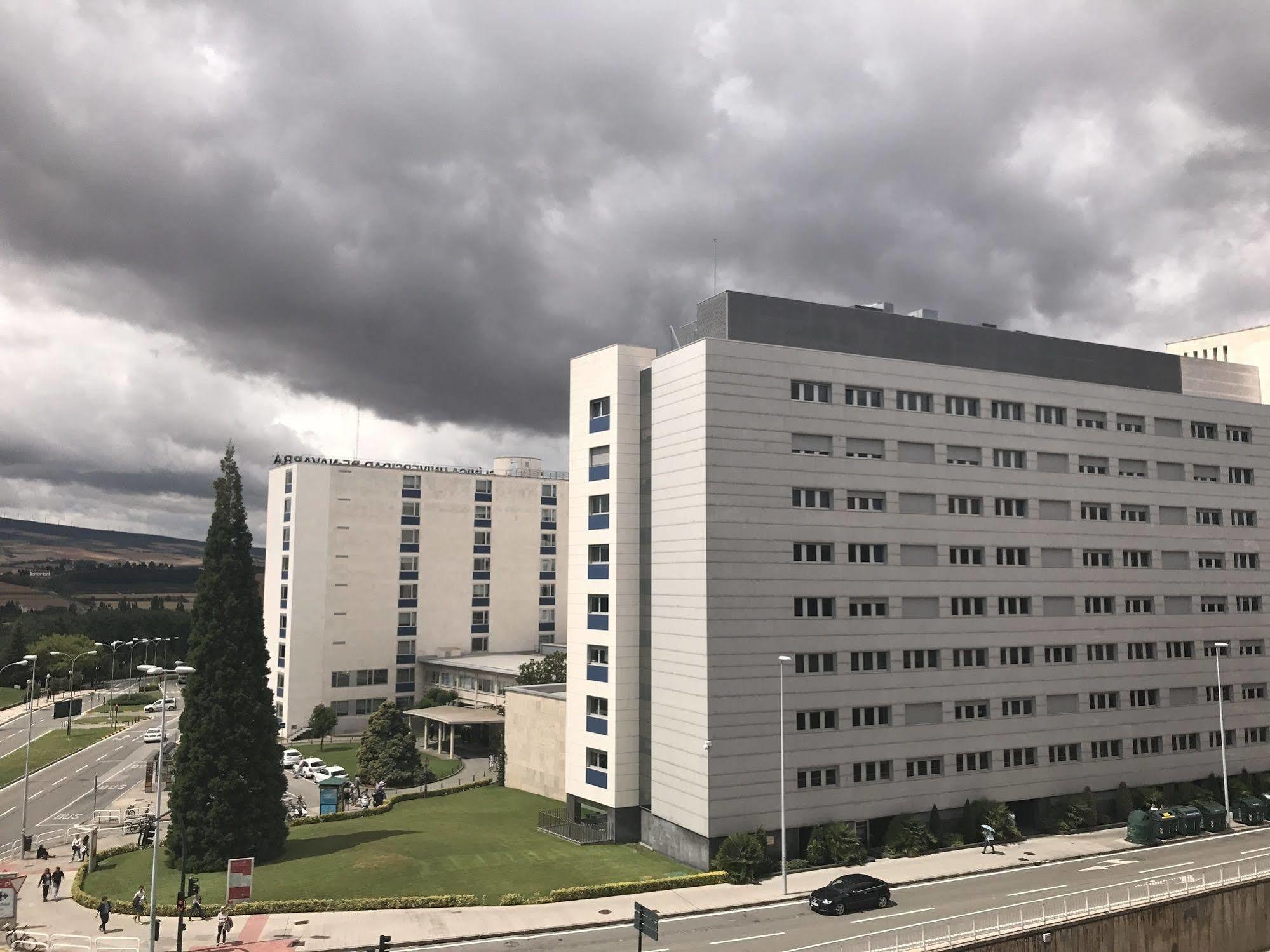 Alojamientos Iruna Pamplona Dış mekan fotoğraf